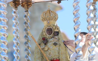 Todo preparado para abrir la Puerta Santa jubilar y comenzar la conmemoración de ocho siglos de fe en torno a la Virgen de la Cabeza