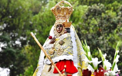 XIII aniversario de la concesión de la Rosa de Oro